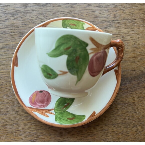 Franciscan Apple Tea Cup And Saucer Set - Picture 1 of 4
